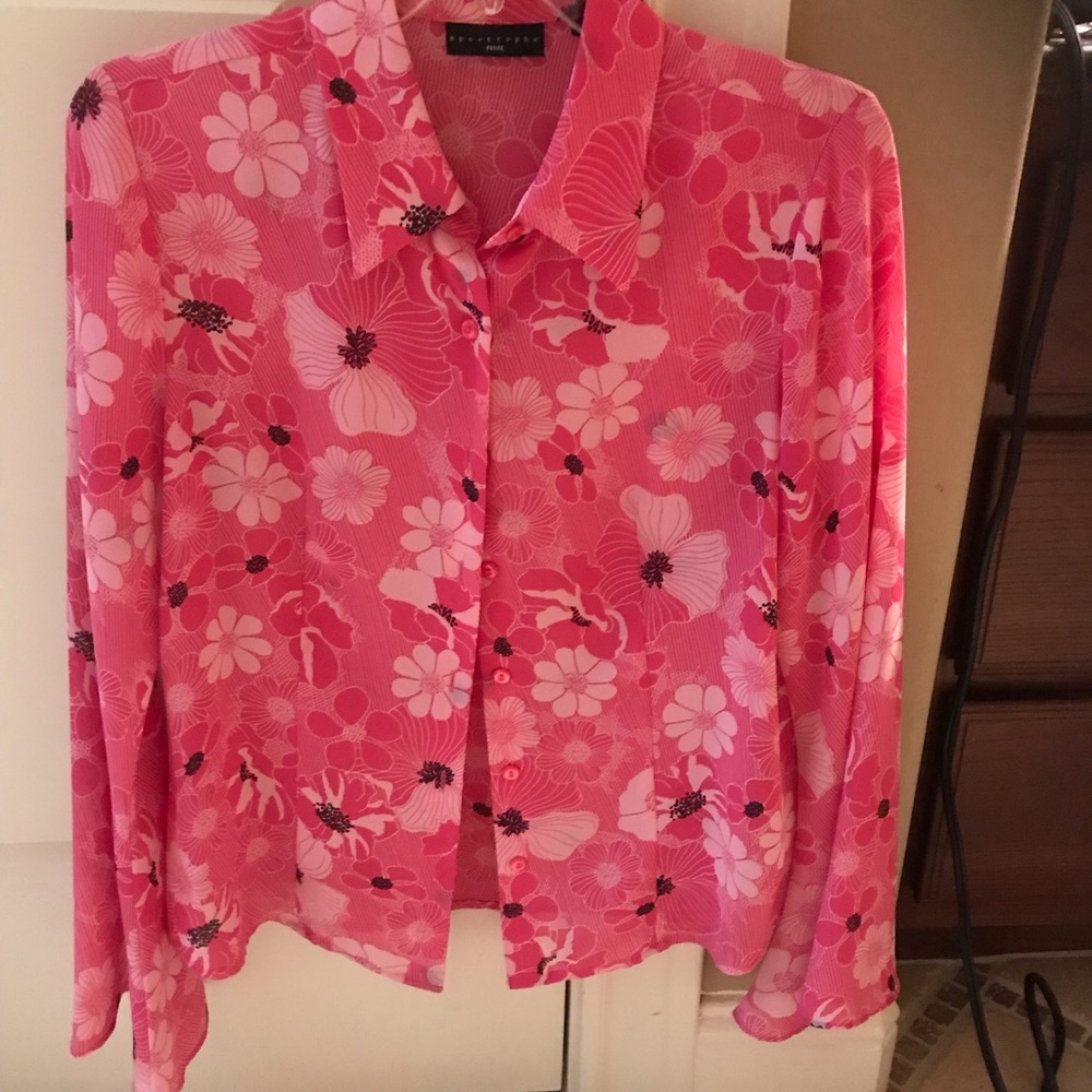 Apostrophe blouse petite large. New without tags.